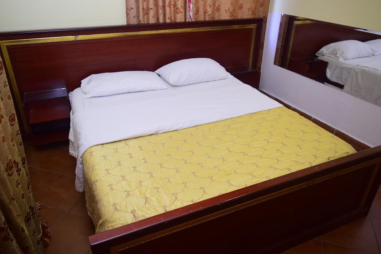 טיראנה Hotel Deja מראה חיצוני תמונה